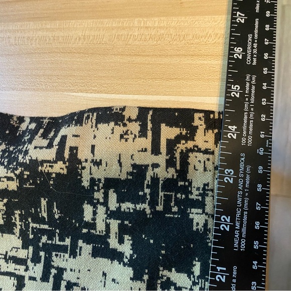 Grace Black Beige Abstract Print Pencil Skirt 4 Stretch Knit Office Workwear - Picture 6 of 7